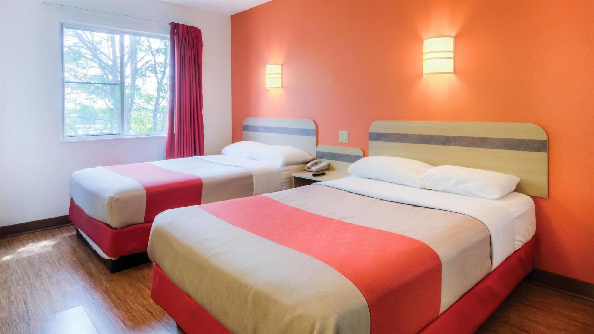 Motel 6-Gatlinburg, Tn - Smoky Mountains Luaran gambar